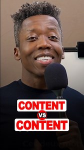 Quelle est la différence en anglais entre “content” et “content” en anglais? Explication👇🏾 ☑️ C’est le même mot, mais avec 2 prononciations et 2 significations différentes. ☑️ “Content” = le contenu. C’est un nom qui se prononce"ˈkɒn.tent" en mettant l’accent sur la 1ère syllabe. ☑️ “Content” = adjectif qui signifie "satisfait", "heureux", "content". Il se prononce "kənˈtent" en mettant l’accent sur la 2e syllabe. 📌 Le contenu du livre est excellent. ✅ The content of the book is great. 📌 Il 