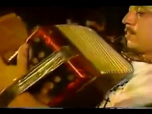 22K views · 327 reactions | BELLISIMA CANCIÓN | Clases De Acordeón Vallenato | Facebook