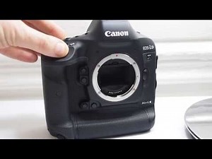 Canon's New 1D X Mark II Shooting at 16 FPS Makes a Wonderful Sound