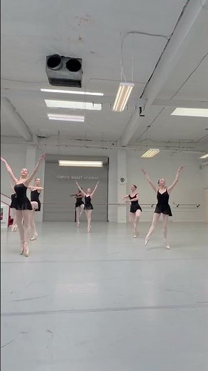 Let`s do Pointe Combination in Center - Vaganova training in California #dance #ballet