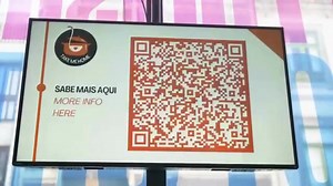 #EWWR2024 🌱♻️ "Take Me Home" - EHTP na European Week for Waste Reduction! Desde 2023, com o projeto "Take Me Home", a EHTP atua na nossa comunidade com um propósito maior: reduzir o desperdício alimentar. 🥦🍲 Este projeto não só promove a gestão consciente dos alimentos, como também sensibiliza para a importância do uso de embalagens reutilizáveis. 🔄💼 Para finalizar a Semana Europeia da Prevenção de Resíduos, partilhamos este vídeo especial da Lipor que destaca o impacto e a mensagem deste p