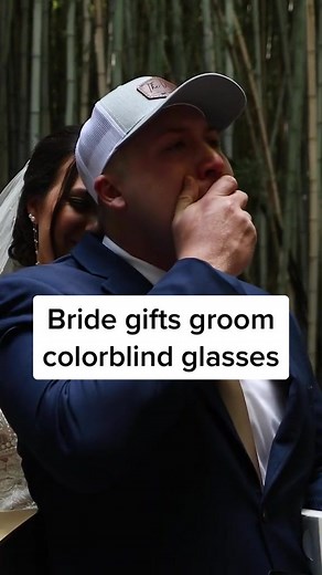 Heartfelt Wedding Gift: Groom Sees Colors for the First Time
