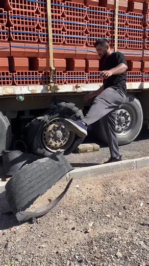 قصة كَفَر على الطريق: دور الميكانيكي في السعودية