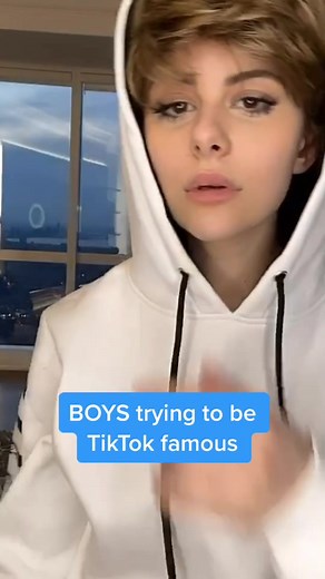 How to get famous on TikTok 😏 #fyp #foryoupage #foryou #azzyland