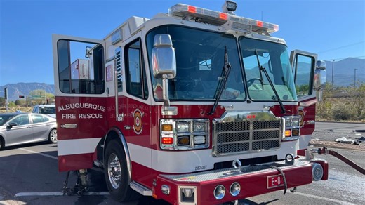 Crash on Tramway leaves 1 dead, 2 injured