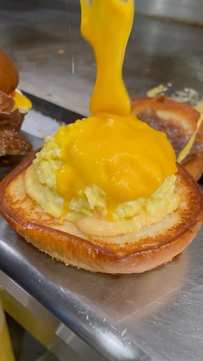 EGGBRED on Instagram: "Soft scramble and sharp cheddar 讀燎襤 #eggbred #breakfast #brunch #egg #cheese #softscrambledeggs #gordonramsay #bodega #butter #bacon #orangecounty #lahabra #fullerton #huntingtonbeach #costamesa #whittier #longbeach #brea #placentia #delicious #abc7la #eeeeeats #eater #thrillist #foodbeast"