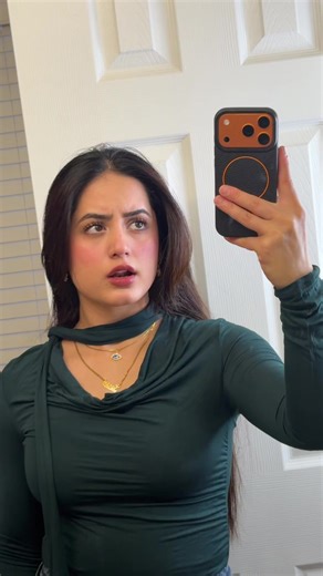 Sanmeet (@sanmeet_kaurr)’s videos with Gora Gora Rang - UPINDER