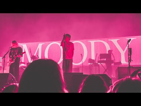 Royel Otis - moody - Live, Philadelphia 9/12/25