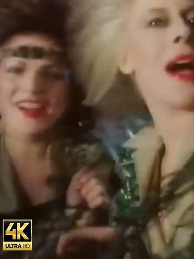 Tight Fit The Lion Sleeps Tonight