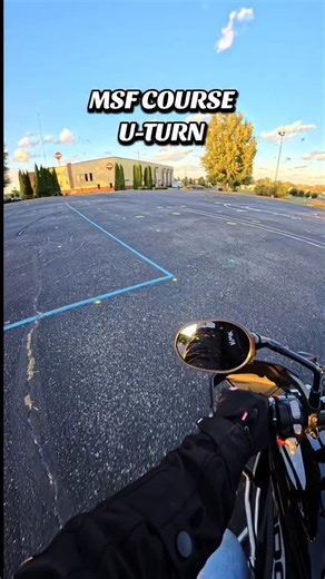 🏍 justride_moto 🏍 on Instagram: "U-turn on the MSF course. #motorcycle #uturn #motorcycletips #harleydavidson #brc"