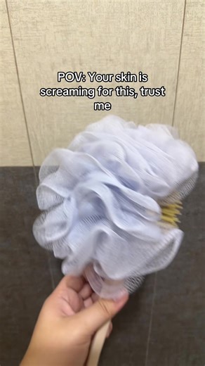 Deep Exfoliation for Glowing Skin: Essential Self-Care Tips