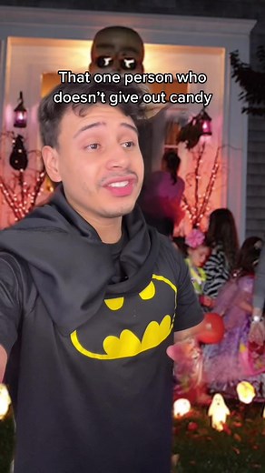 Halloween 🎃 when they don’t have candy #PradaBucketChallenge #MakeItCinematic #goviral #foryoupage #viral #halloween #viral #pov #