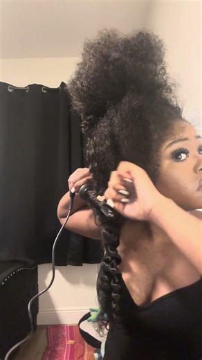 Got so many compliments on these curls😍 Link to unit: https://linktr.ee/brittnxylee