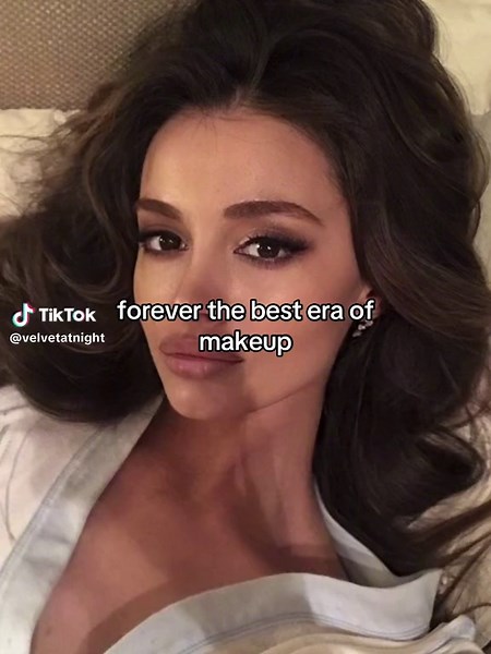 2016 Makeup Trends: Glam and Dark Eye Looks