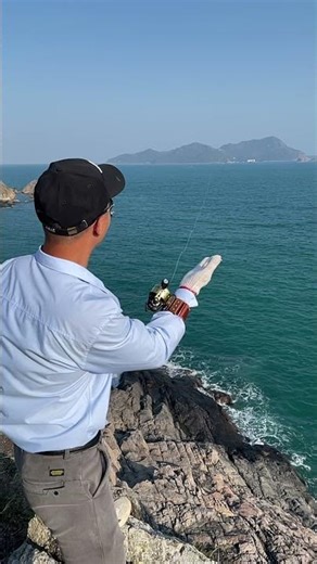 New Slingshot Fishing Reel Set is ! Free for shipping on sale. homepage have store