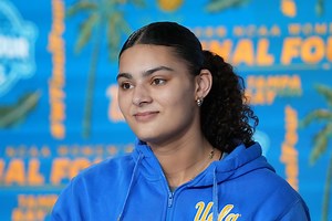 “I couldn’t do life without you”: UCLA’s Lauren Betts posts sweet snap from her childhood for Mother’s Day