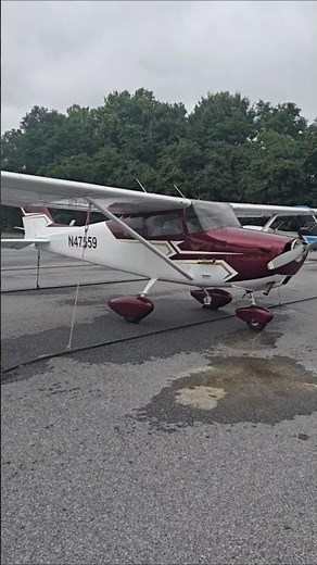 Cessna 172A Skyhawk Up-Close View