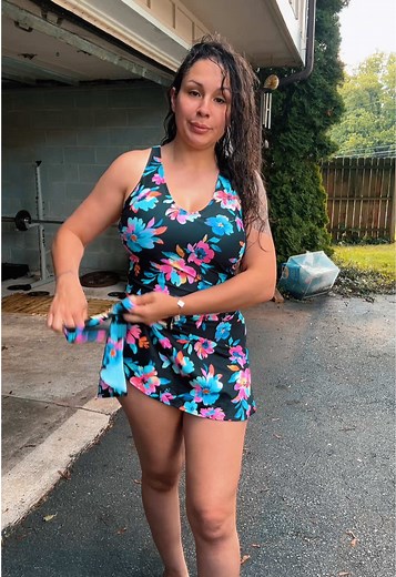 Stylish Modest One Piece Bathing Suit for Women