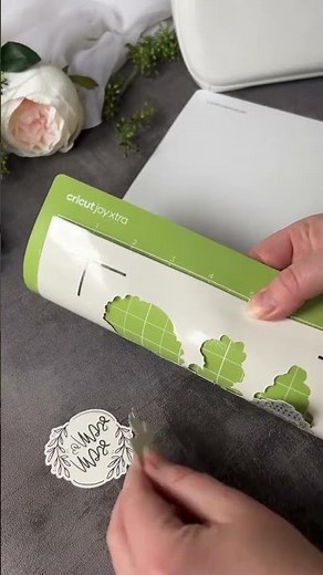 Cricut Wedding Idea: DIY Printable Tattoos