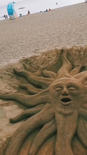 Remy & Paul sand sculptures on TikTok