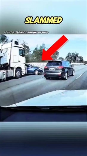Car Slows Down in Fast Lane and Causes Instant Chaos No Injuries #dashcam | Redline Scene
