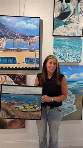 Acrylic artist Shelley Folley returned to a piece she had left unfinished years earlier—and the result was nothing short of impeccable. Time, growth, and renewed vision transformed it into something truly extraordinary✨ #ArtistJourney #ArtTransformation #CreativeGrowth #FinishedPiece #artisticvision | Adam Hutchinson Photographer