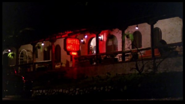 Motel Hell (1980)