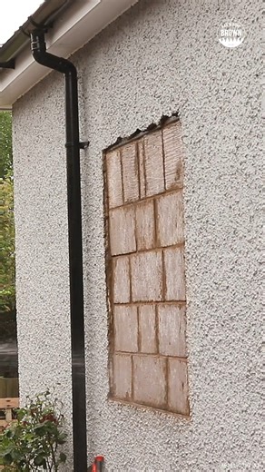 427K views · 1.6K reactions | Patching a Pebbledash Wall #Pebbledash #DIY #WallRepair | Rag 'n' Bone Brown | Facebook