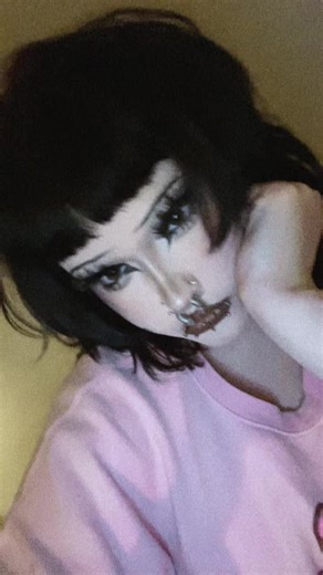 Björk🦇 (@bjork.777)’s videos with original sound - fₚₛ