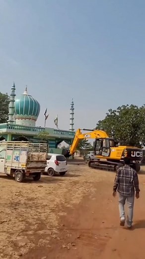 159K views · 3.6K reactions | The Tesla Cybertruck is an all-electric...