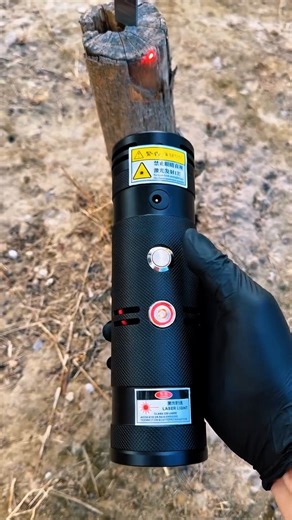 INSANE High Power Laser Pointer Cutting Metal Blade | Extreme Burning Laser Test