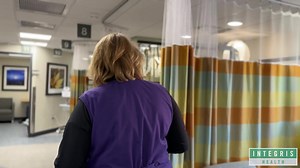 MEET ANNE CASEY! Anne Casey Jones joined INTEGRIS Health as a volunteer in 2022. She currently volunteers in the Cancer Institute at INTEGRIS Bass Baptist Health Center, assisting patients and making them feel comfortable during their treatment. “I always walk away feeling really good. It’s a really good program here. The volunteers are very good. The support staff for us as volunteers has been very helpful… And I feel like we give back to this community overall through the work that we do throu