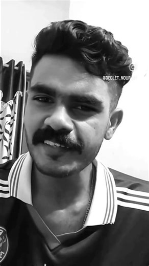 നിനക്കു നിഴലായ് എന്നെ ഞാൻ ഒതുക്കി വച്ചതും 💝😌 #song #music #singing #malayalam #viral #trending #fypシ