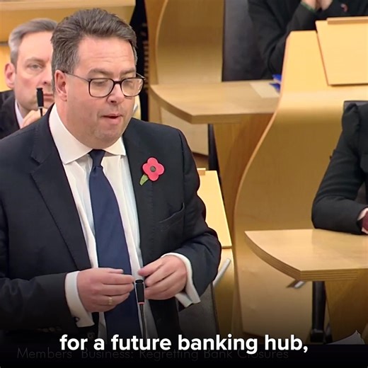 🏦 Bank closures are bad news for our high streets, but there’s some good news in Peebles, where the former Bank of Scotland building will now go to the Peebles Community Trust. 👏 I look forward to seeing the new reuse shop once it’s up and running in its new location. 👉 A good outcome following the regrettable closure of the bank. | Craig Hoy MSP