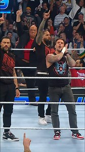 This moment = Your reactions?! #SmackDown #SurvivorSeries | WWE United Kingdom