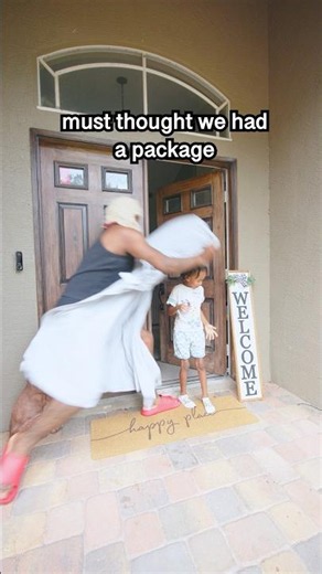 Hope he learned his lesson 😅😭 #strangerdanger #reality #kids #relatable #door
