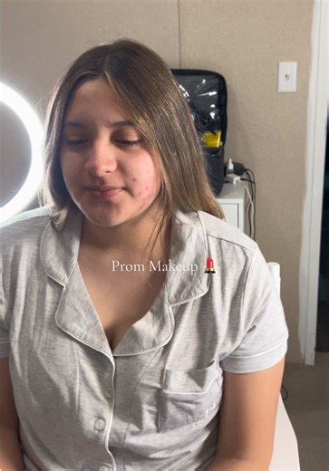 Had so much fun creating this cute pink eyeshadow look! My client looked so beautiful for prom! #Prom2025 #prom #promlook #makeup #prommakeup #makeuptutorial #makeupartist #mua