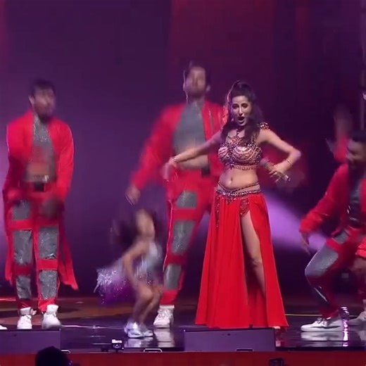 1.4M views · 53K reactions | Nora Fatehi ne IIFA stage par kiya Belly dance #IIFA #bollywood #IIFAAwards #viralvideo #post | IIFA Awards | Facebook