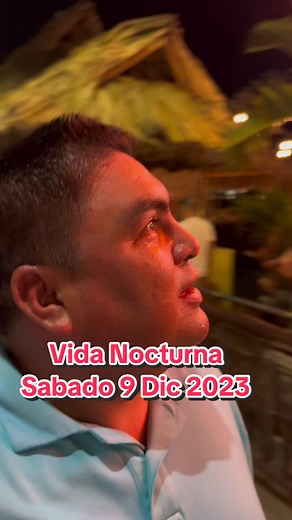 Vida Nocturna en Acapulco: Diversión y Ambiente en Sunset Bar