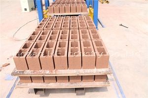 [Hot Item] Full Automatic Hollow Paving Concrete Cement Brick Machine Block Making Machine