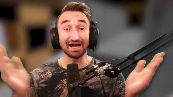 EXTREME Hide And Seek Death Swap In Minecraft