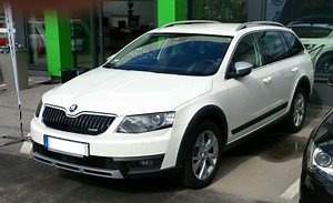 Skoda Octavia Birne wechseln | H7 Halogen am Abblendlicht | Anleitung