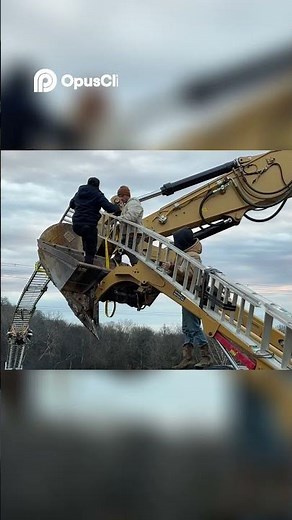 Massive Ladder Collapse! Cody Avoids Disaster!