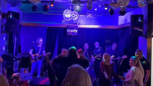 Let’s get you to 2026 in Style Great Gatsby themed night of live music , plenty of fun and good food Absolutely Free live music until 1pm The Craw , loud and proud 🥂🎉🎉🍻 | Manly Deck Bar & Restaurant