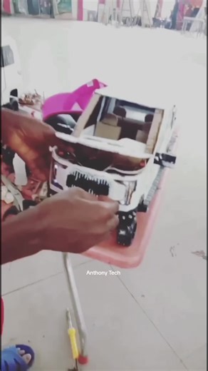 My homemade robotic cars⚙️ My journey of technology🛠️#t#techt#technologyt#techtokr#roboticcarc#carf#foryouf#fypf#fypagev#viralv#viralvideoH#Holib#blacktiktokh#hollydrilld#drillt#trending@A@Anthony Tech