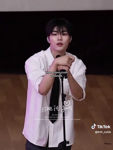 Exploring Gunwook's High School Crush