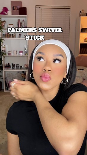 Palmer's Swivel Stick: The Ultimate Moisturizing Solution