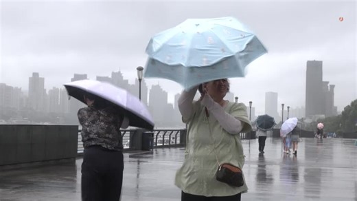Shanghai relocates hundreds of thousands due to tropical storm