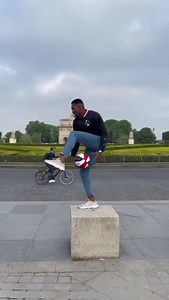 When in Paris 🌎 | Harlem Globetrotters