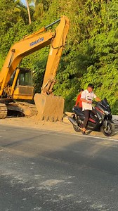 Di tingg4lin kir4 sud4h di at4s mot0r | Nadhira
